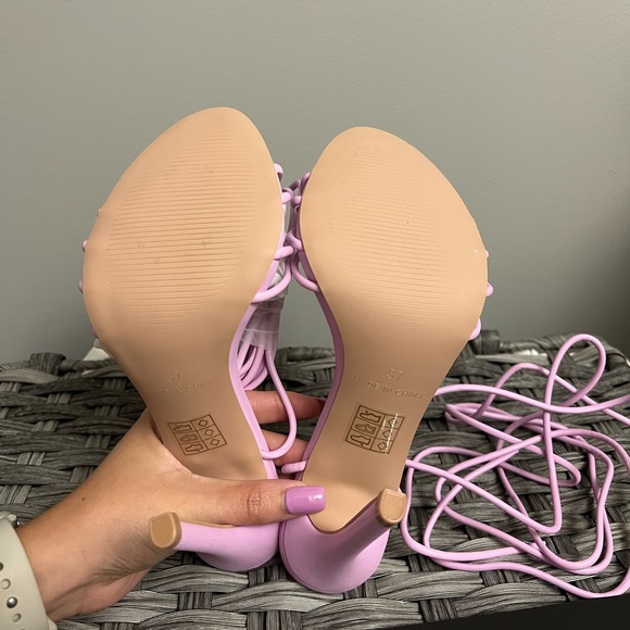 Heeled Sandals - Picture 3 of 7